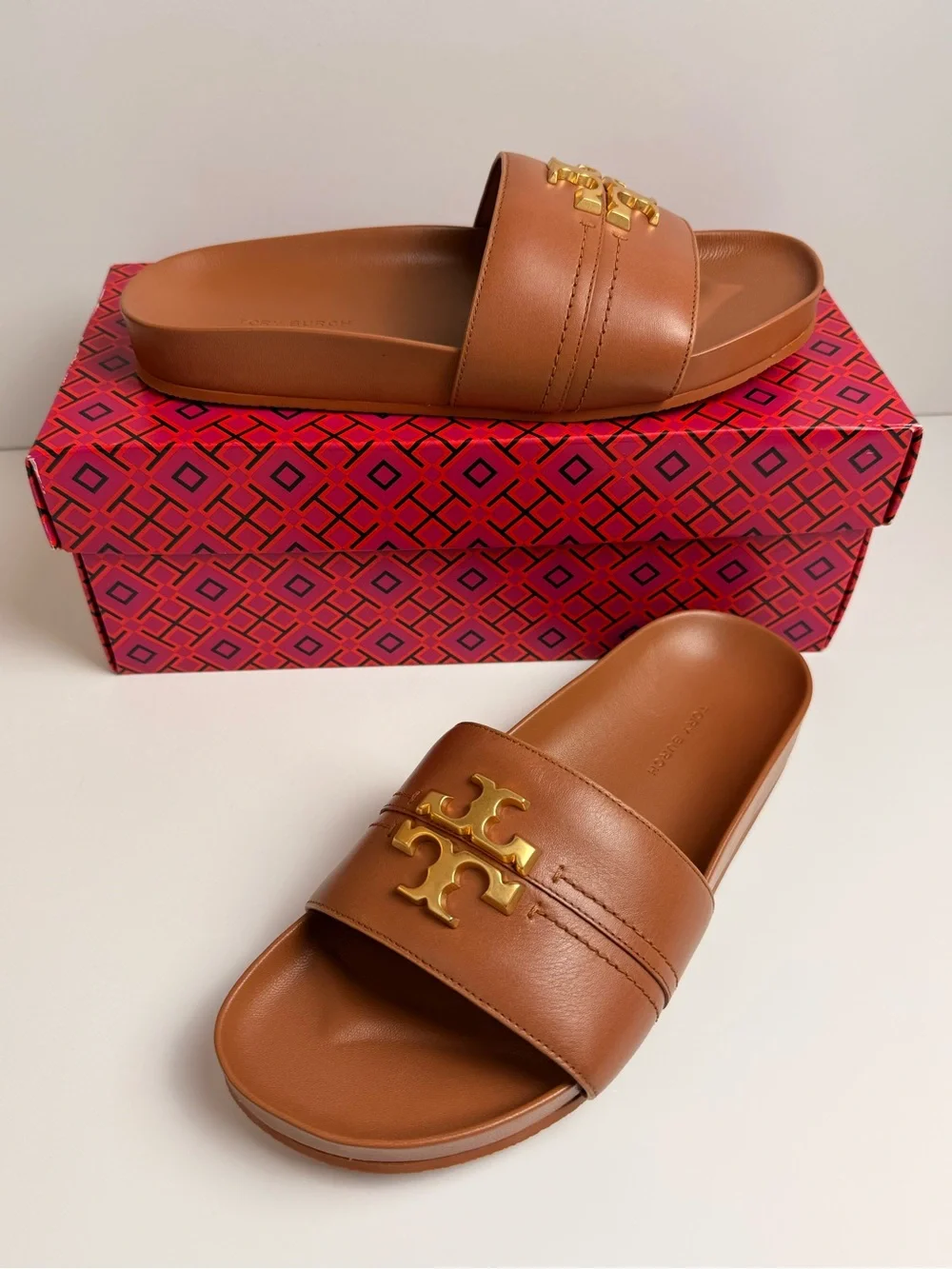 Tory Burch Everly Anatomic Cloud Slide Sandals Ambra Brown Leather Gold Logo 8